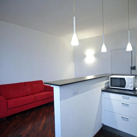 Ponte Milvio Cozy 1br *