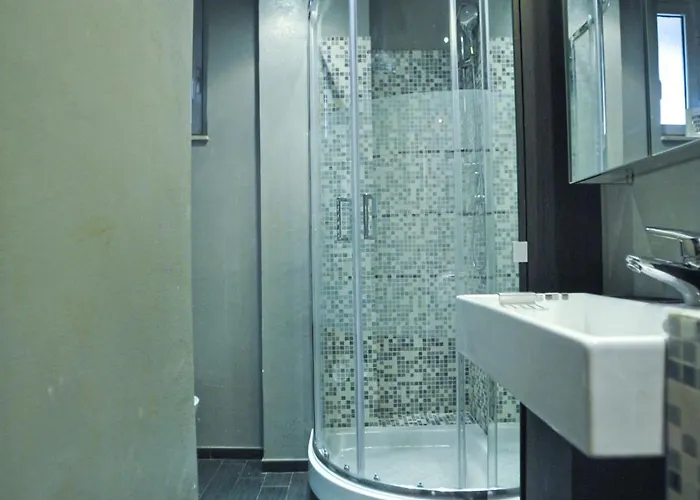 דירה Ponte Milvio Cozy 1br *